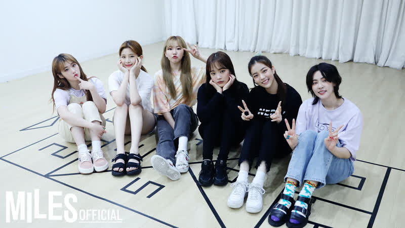 0to1cam porn video – [0to1cam] 공원소녀와 함께 집에서 놀자 ep 9 사방치기 게임 lets play at home with gwsn ep 9 game