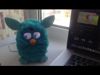 Furby танцует