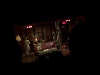 «секс с незнакомцами» сцена из спектакля