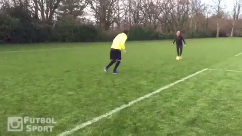 Парень срубил подругу в подкате