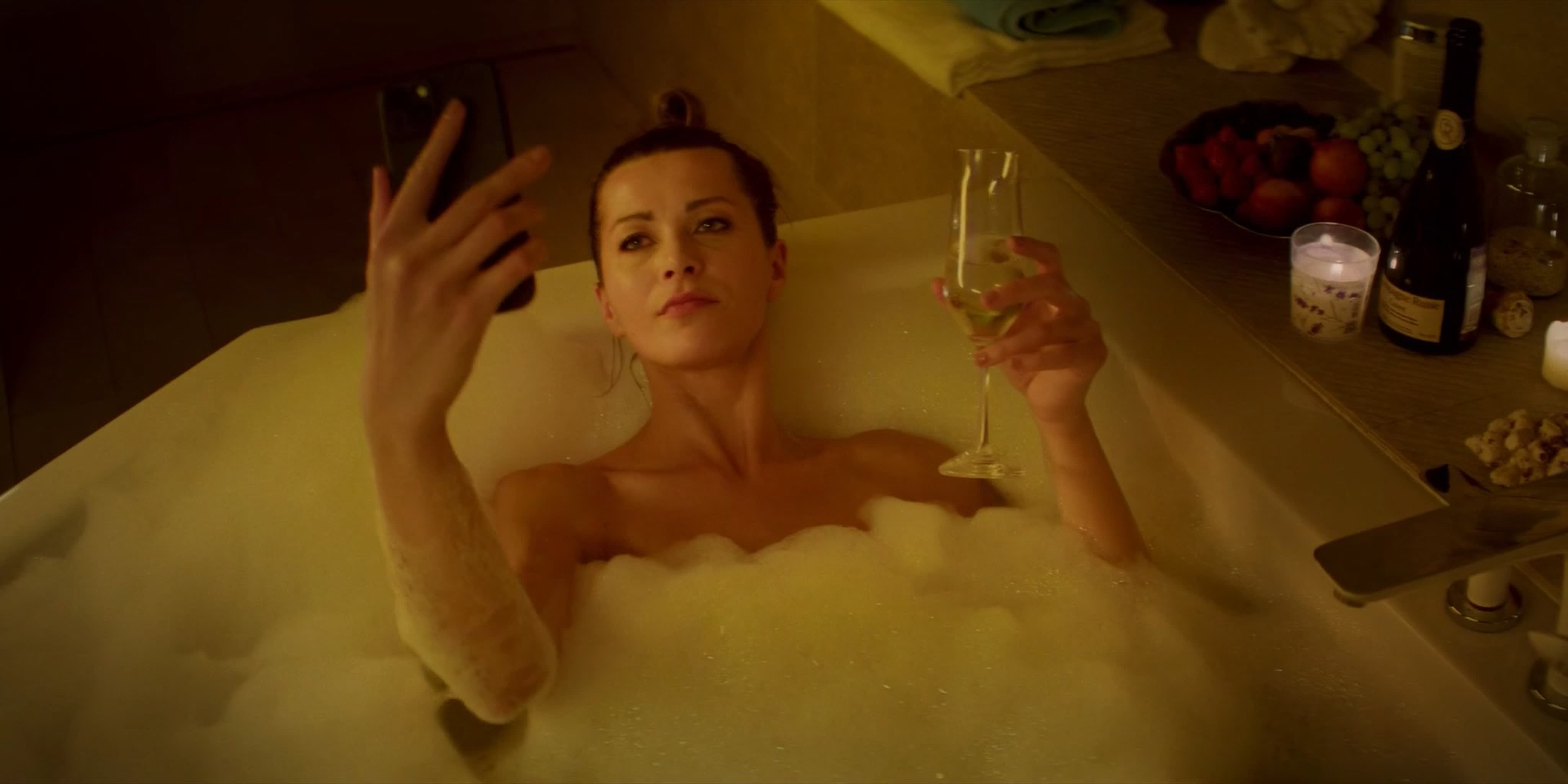 Savannah Semson onlayn jinsiy aloqa