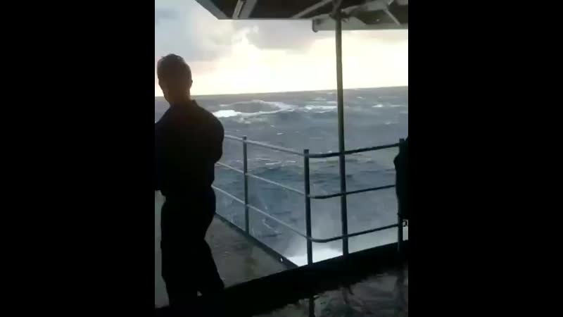 Trabalho fácil! orgulho de trabalhar na área offshore ⠀ seja você também ( 800 x 640 ) mp4