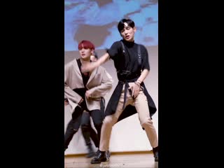 Fancam | 090619 | jun (a c e mr bass) @ fansign in dongja art hall