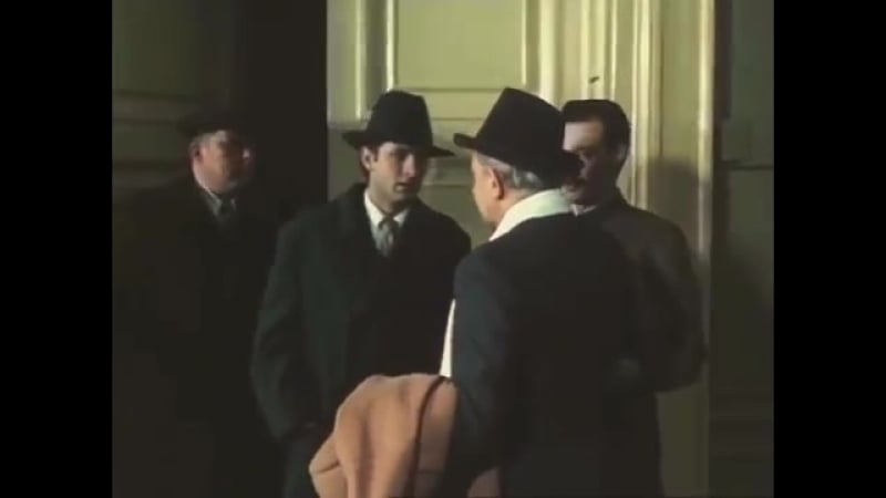 "не имеешь права старший приказал"