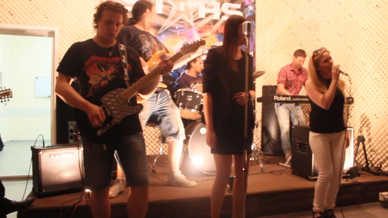 Stratovarius – 4000 rainy nights
