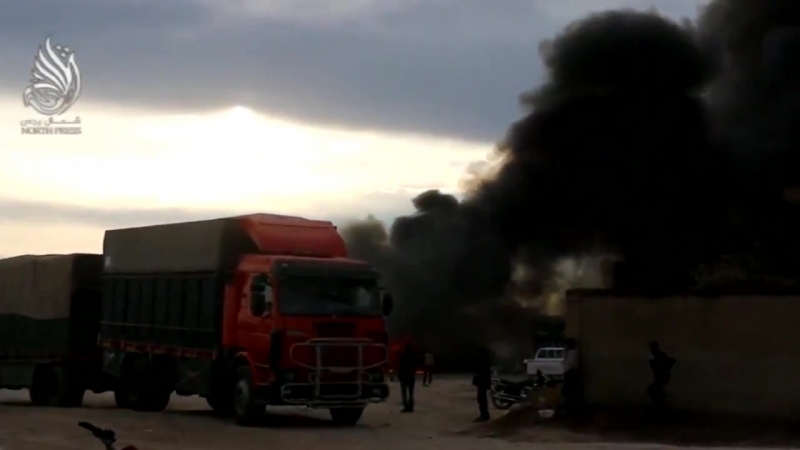 ✔ особое мнение на турецко сирийской границе уничтожена колонна грузовиков