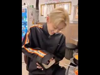 200218 golden porn twitter update