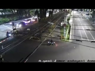 Theyve forgotten their brains at home so they need the darwin awards 2017 compilation