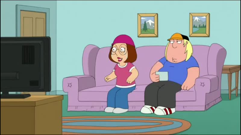 Брат помогает месте надеть контактные линзы