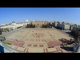 Эксклюзивное видео момента молодые на соборной площади в белгороде