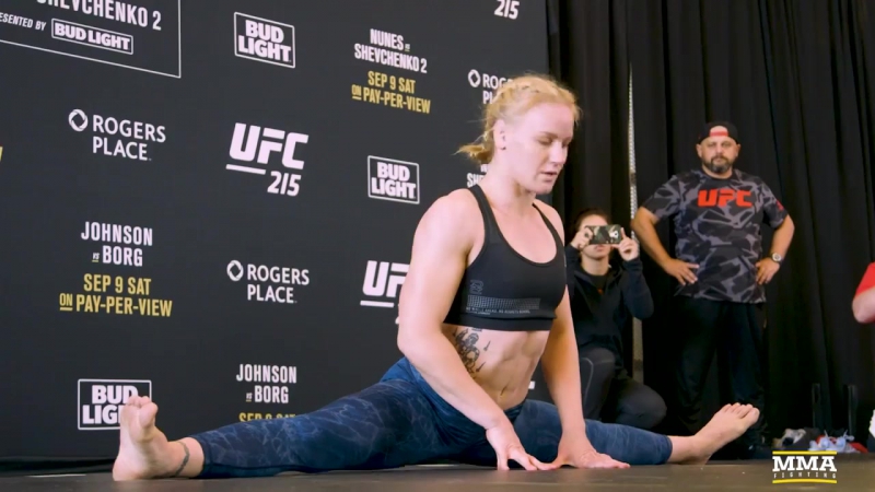 Ufc 215 amanda nunes, valentina shevchenko открытая тренироа