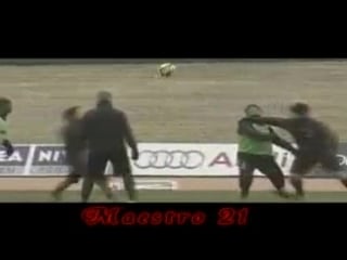 Funny training ronaldinho vs gattuso 23 1 2010|club7514499