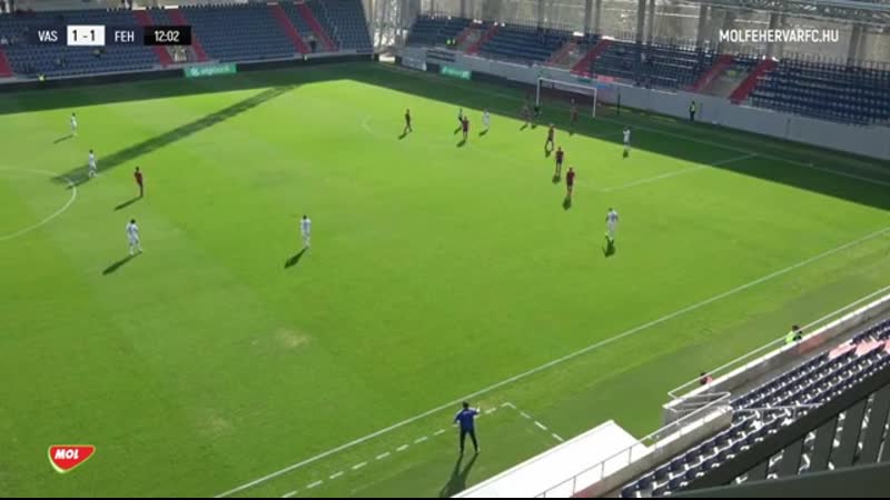 Петряк забил второй гол за «фехервар»