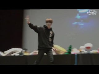 [fancam] 161213 youngjae @ фансайн в санаме