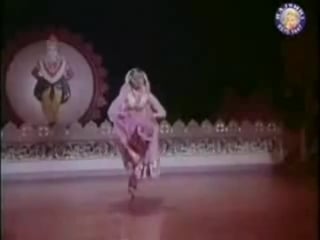 Semi classical kathak dance item in old indian movie