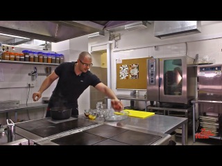 Запеченая свиная рулька