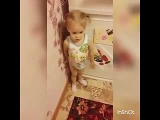 Попа покакала) mp4