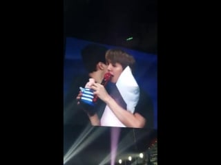 11 07 2018 baekhyunie with his favourite pillow