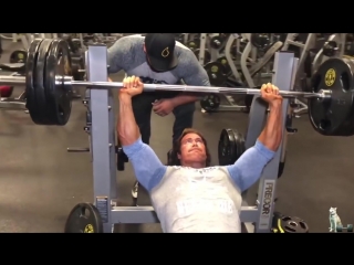 Лучшие советы от титана по развитию грудных mike ohearn