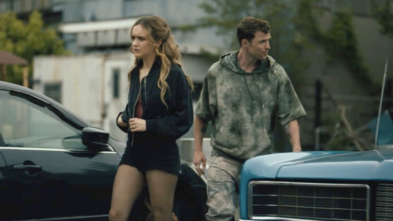 Голая сингулярность (2021)