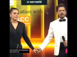 Kajol devgn @kajol on instagram “my heart is melting #128525; @kajol @iamsrk”