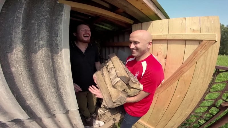 В баню в бронежилете wargonzo vs грэм филлипс | конкурс