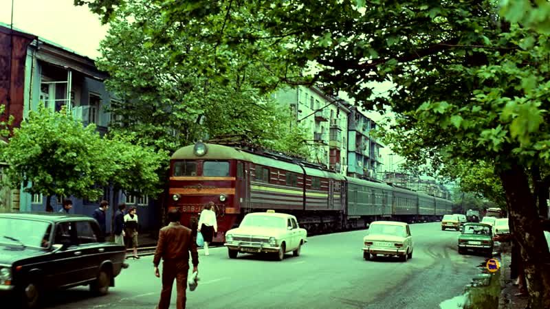 Поезд в городе батуми грузия железная дорога история туризм