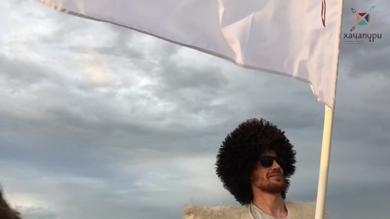 Марико на катере