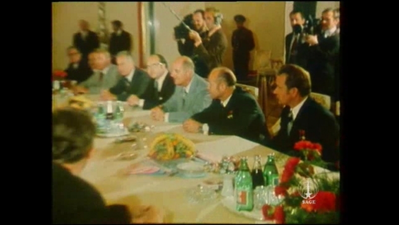 1975 porn video – Союз аполлон встреча л брежнева с экипажами ( 1975 )