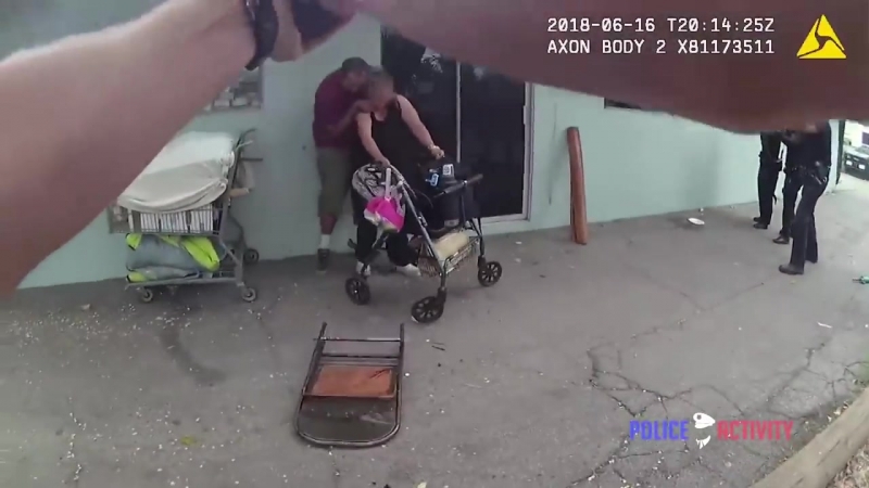 Bodycam footage of shooting that left suspect and hostage молодые (warning graphic content)