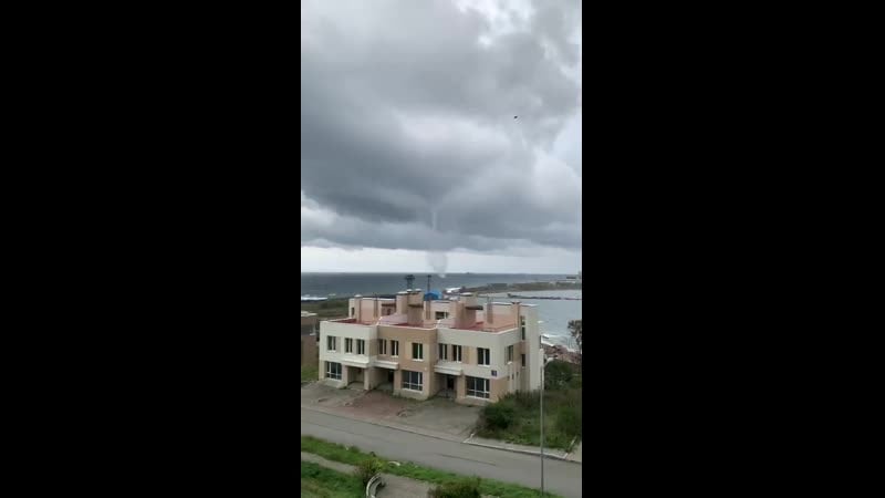 Смерч во владивостоке