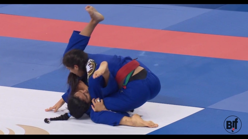 Ana carolina vieira armbar