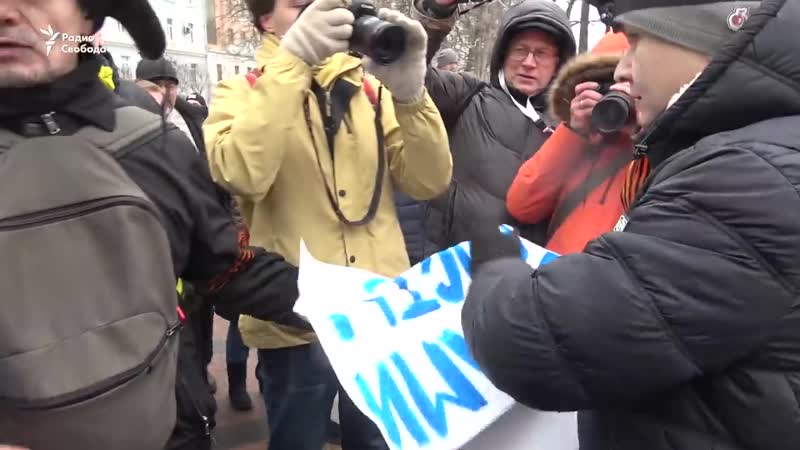 Гнев матерей и провокации кремлевских друзей