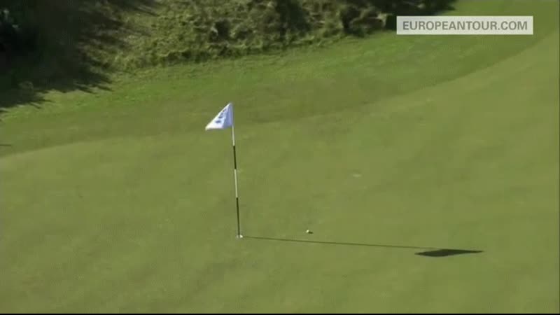 Michael phelps is the goat with this longest longest televised putt