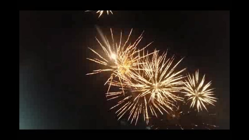 Парковый и высотный салют