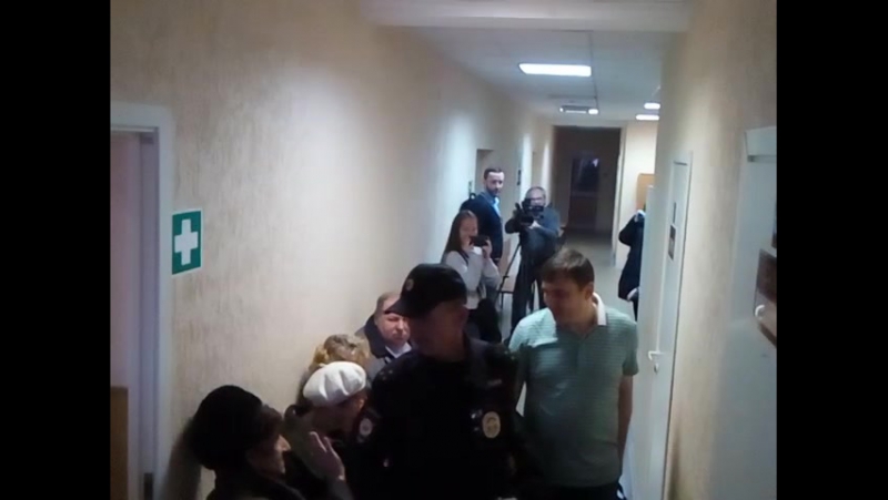 В сыктыаре началось оглашение приговора экс мэру столицы коми зенищеву