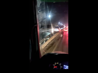 Сидит лысик скучает 😂