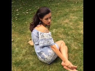 Brunette in light blue dress sexy feet foot fetish femdom (6)