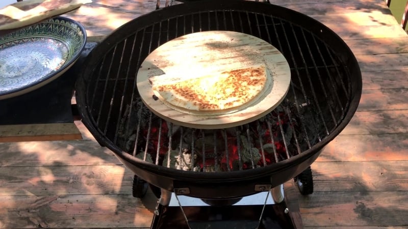 Кесадилья на мангале