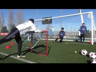 Тренироа вратарей мадридского реала