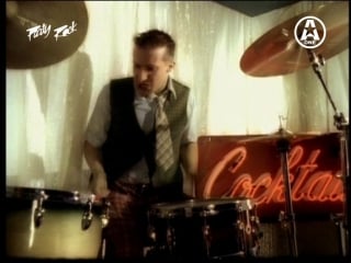 Green day hitchin' a ride (a one ua) party rock