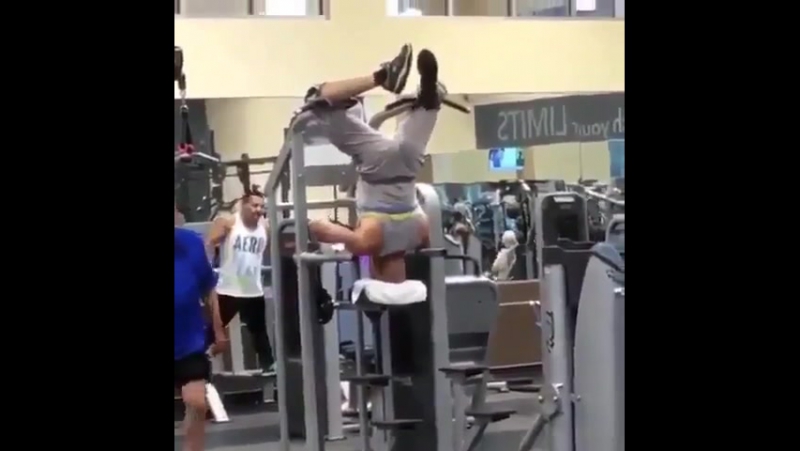 Что происходит в голове у подснежника! big peppers паблик, подписывайся!