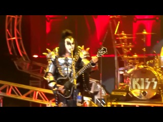 Kiss kruise iii ladies in waiting, 2013