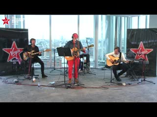 Travis love is all around (live on the chris evans breakfast show)
