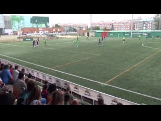 Victor valdes is setting his mark at barça here’s a nice juvenil a goal which ilaix finishes vs eibar