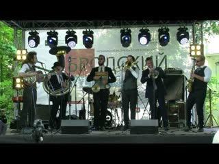 “dixieland jazz band one step“ easy winners