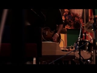 The fireman – nothing too much just out of sight / bass guitar (8/9) in the studio (2008) electric arguments deluxe edition (20