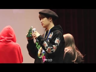 [fancam] 161213 youngjae @ фансайн в санаме