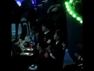 Kyungsoo rarely reacts to other groups performances now but remember how he was so hype dancing to shinees everybody on his seat