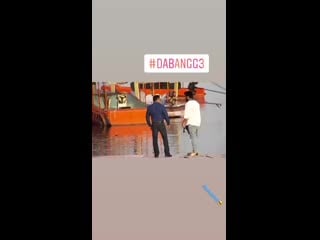 I swear @beingsalmankhan bhaiii isi video ka wait thaa bs ap ka moustache look dykh liyaa love u forever dabangg3 salmankhan